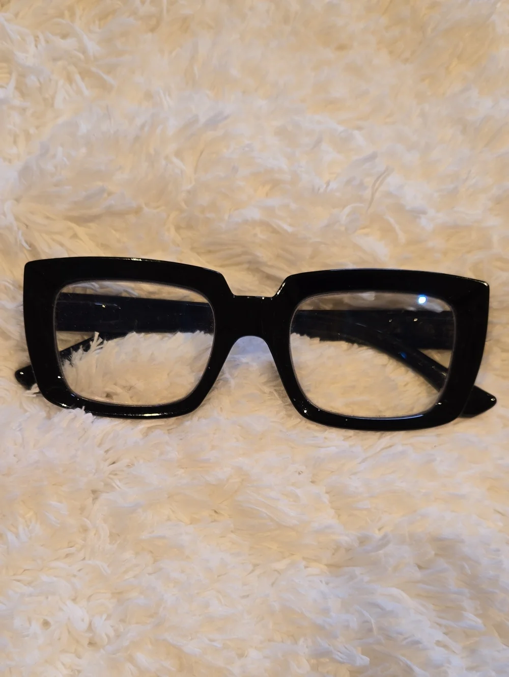 Woman's Glasses